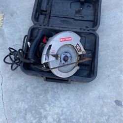 Craftsman Skill Saw With Case