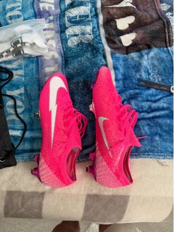 Pink rosa mercurial
