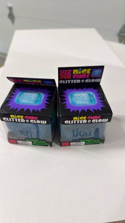 2 Nee-doh nice cubes