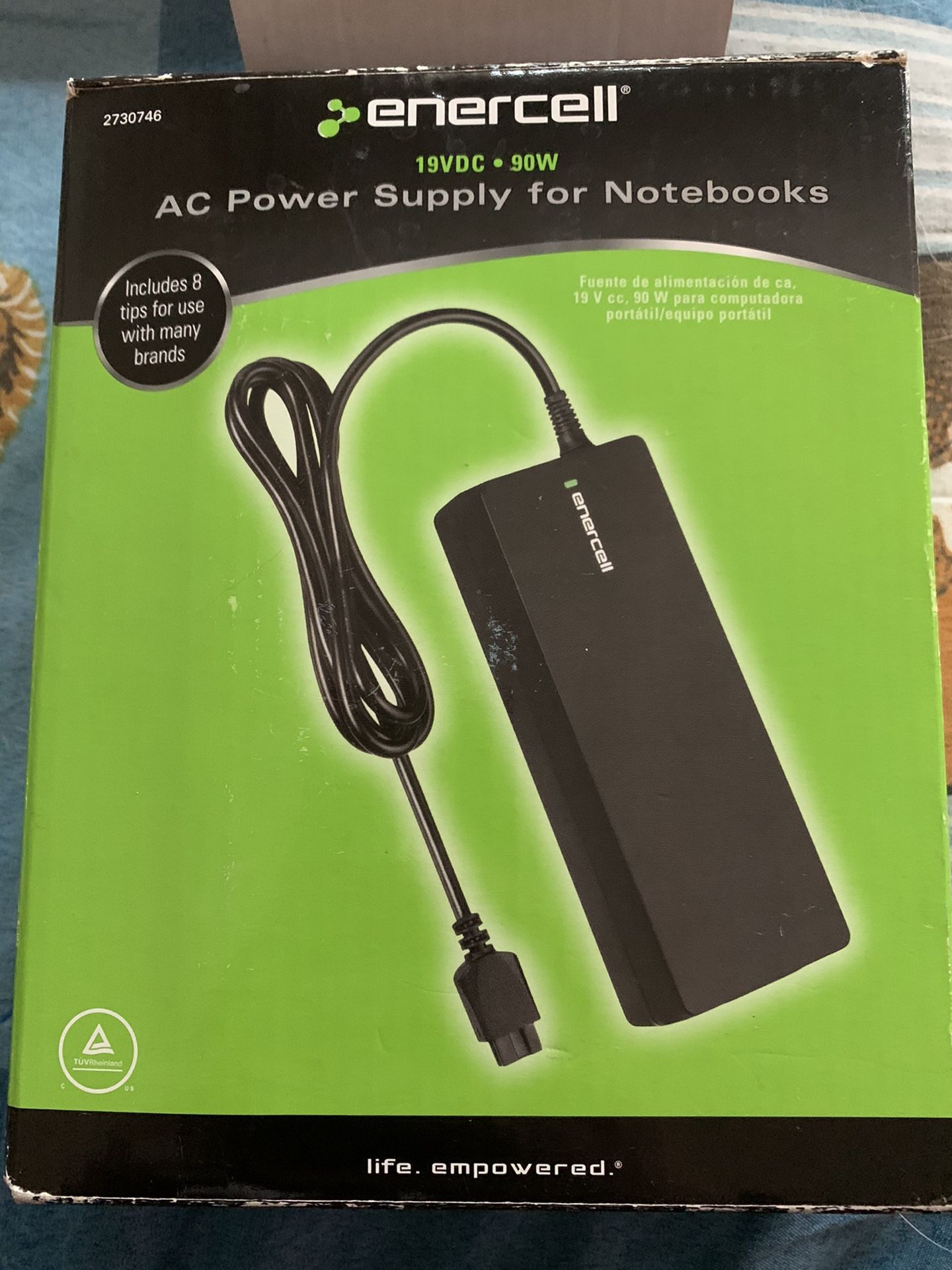 Enercell AC Power Supply for Notebooks with 8 interchangeable tips