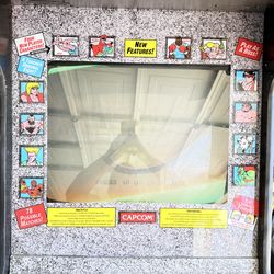 90s style arcade with 2890 game