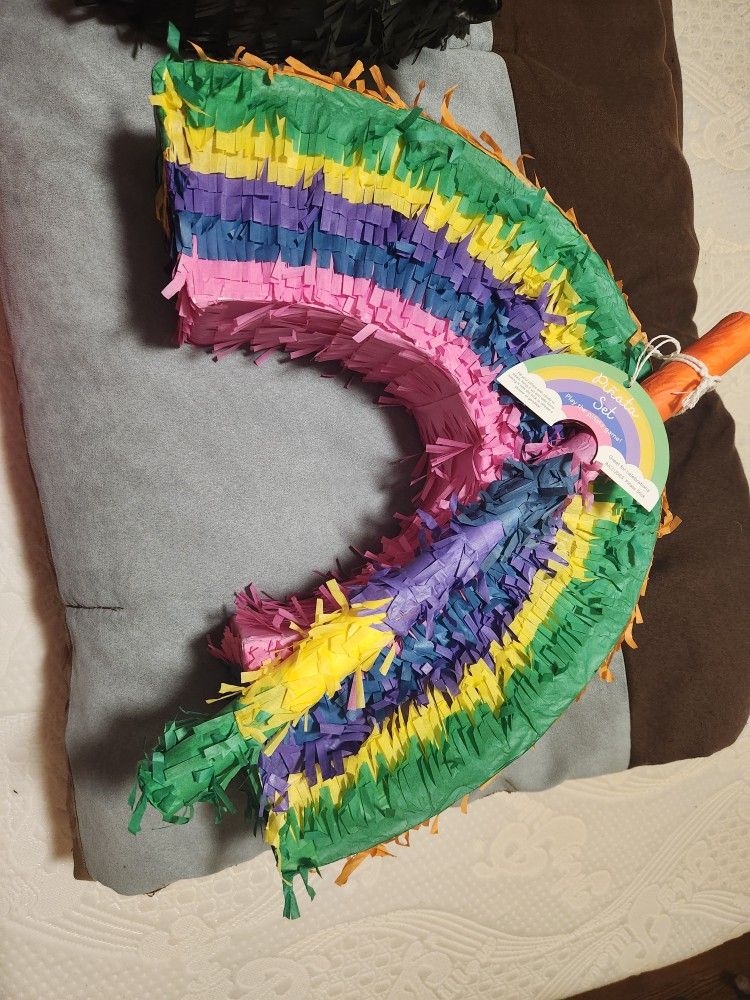 Rainbow Piñata