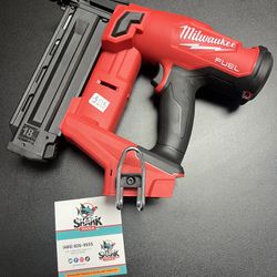 Milwaukee M18 FUEL 18-Volt Lithium-Ion Brushless Cordless 18-Gauge Brad Nailer (Tool-Only) 