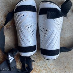 Adidas shinguards