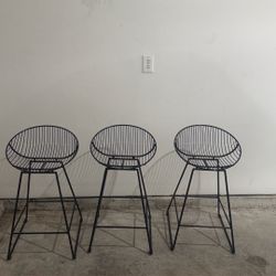 Bar Stools- Great Condition 