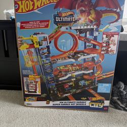 Hot Wheels City Ultimate Garage - Brand New. 40% Off Retail