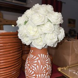 Barro Centerpiece 