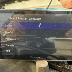Amp And Touchscreen Radio 