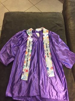 Graduation 🎓 clothes , used once for VPK