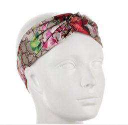 Gucci GG Blooms Floral Monogram Twist Knot Headband Silk  display picture 2