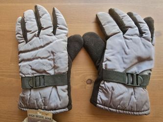 Insulated gloves