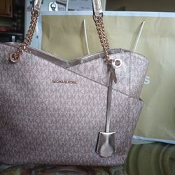 Michael Kors Handbag Rose Gold New Never Used 