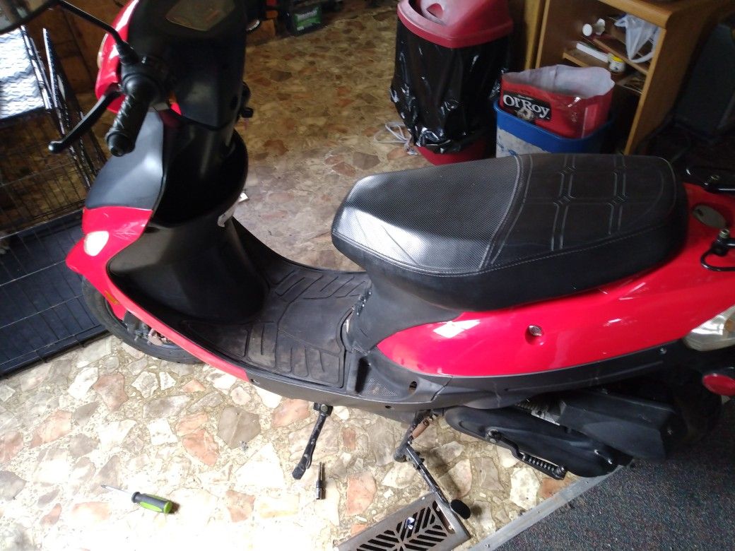 2022 Scooter/ Moped (Wichita Kansas) for Sale in Wichita, KS OfferUp