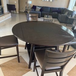 Dining Table Set - 5 Piece Set Round And Square 