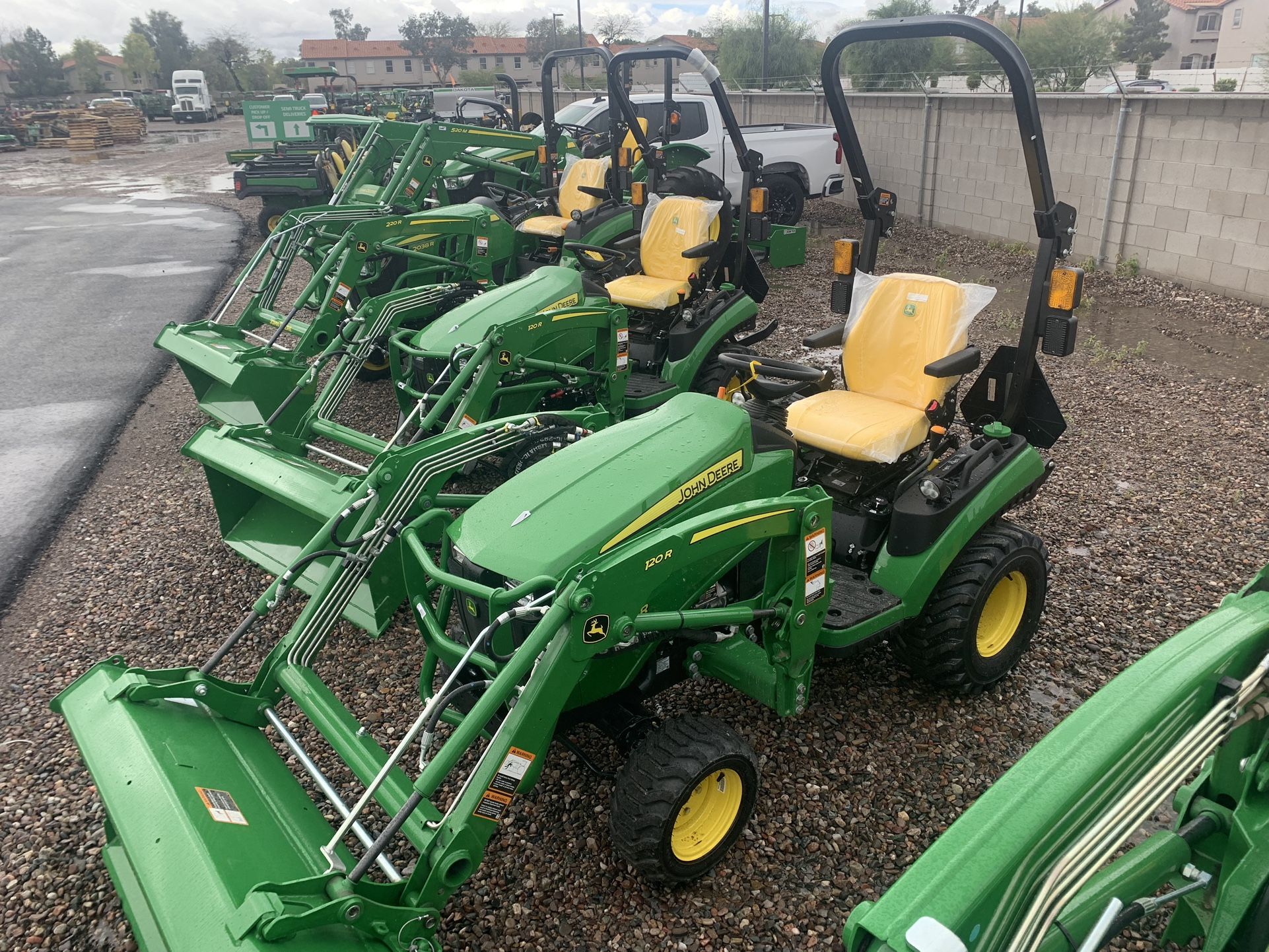 John Deere 1025R Tractor with Loader And FREE Box blade