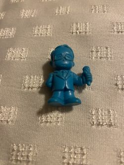 M.U.S.C.L.E Figure #162 The “Announcer”