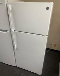 GE Top Freezer Fridge – White, clean interior, standard size
