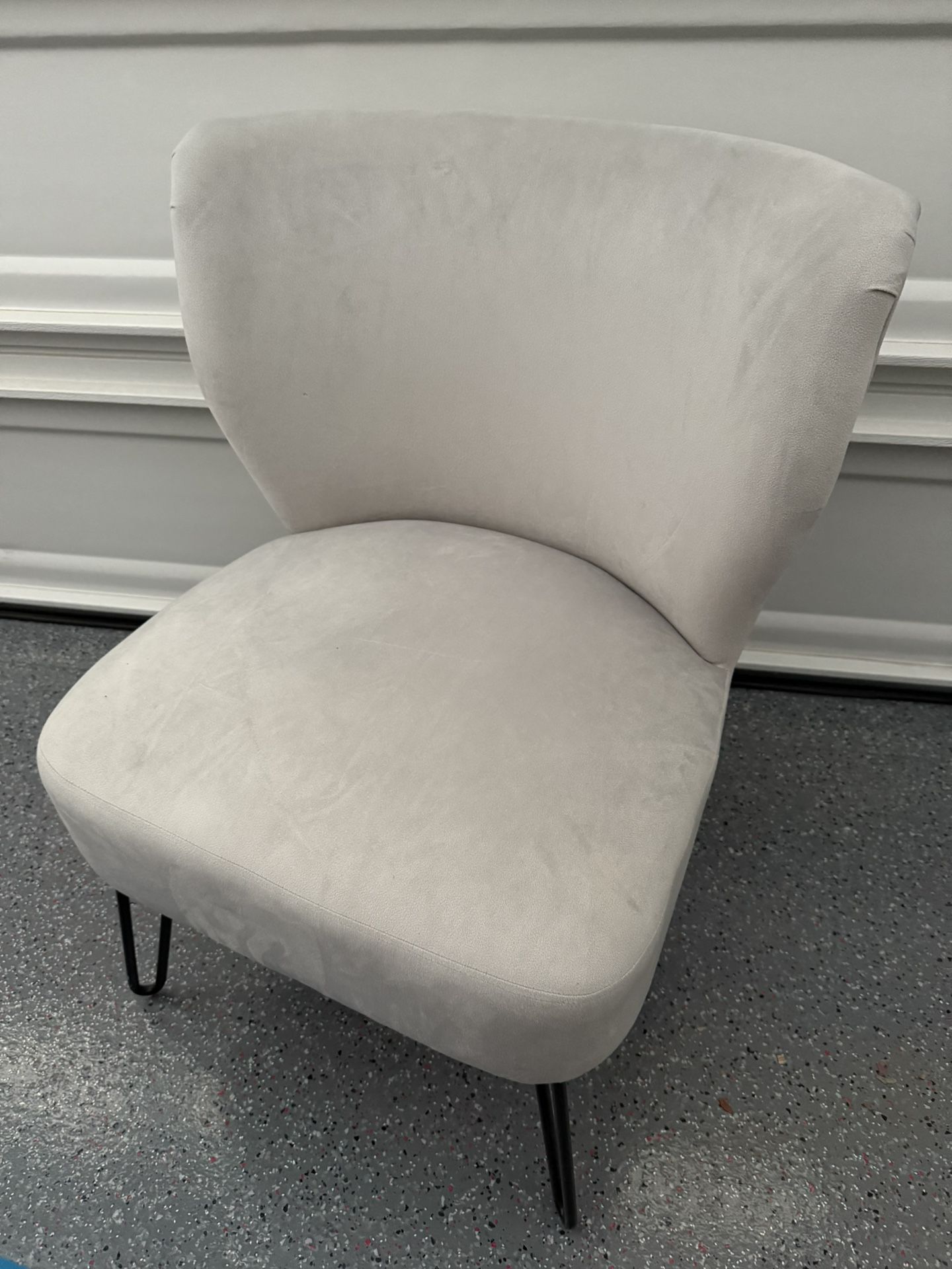 Chair (Brand New)
