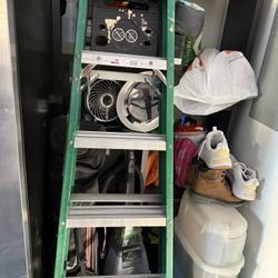 Husky Fiberglass Ladder 6ft