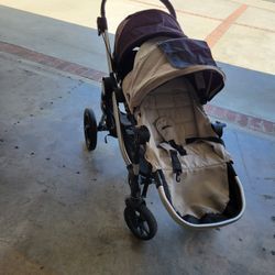 Carriola grande  Para  2 Baby's  