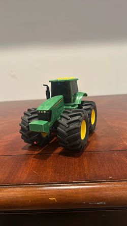 Mini John Deere Tractor