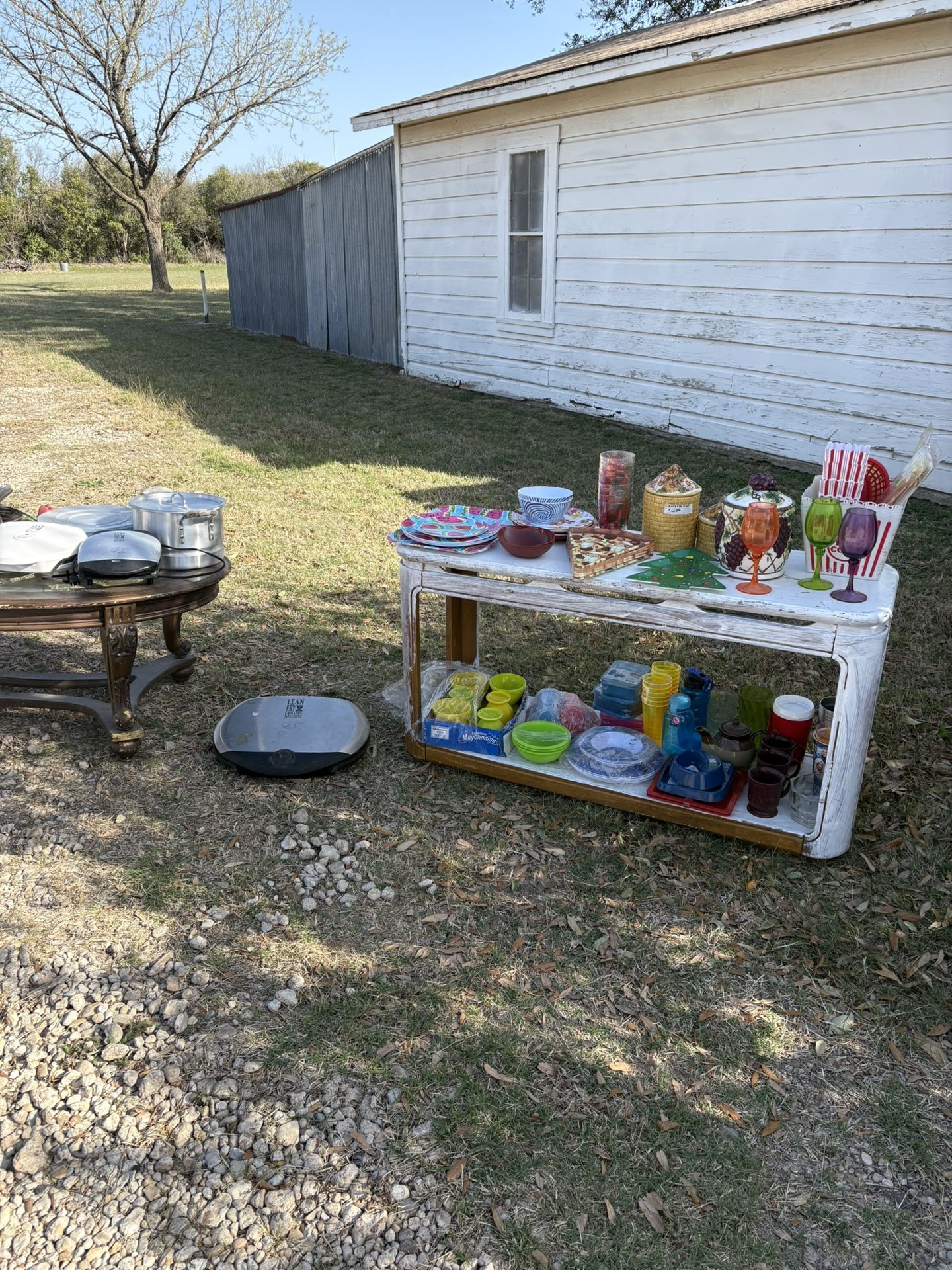 Dressers washer Clothes Ect