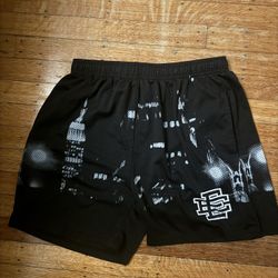 EE Short