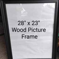 LARGE WOOD PICTURE FRAME 