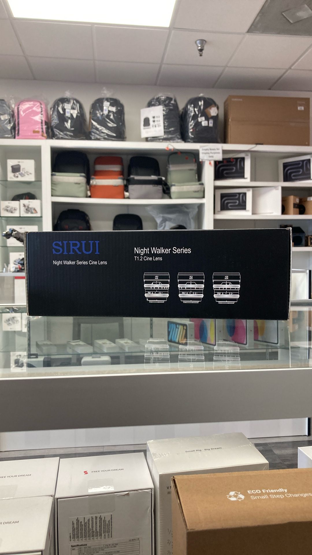 Sirui Night Walker Series T1.2 Cine Lens Canon RF