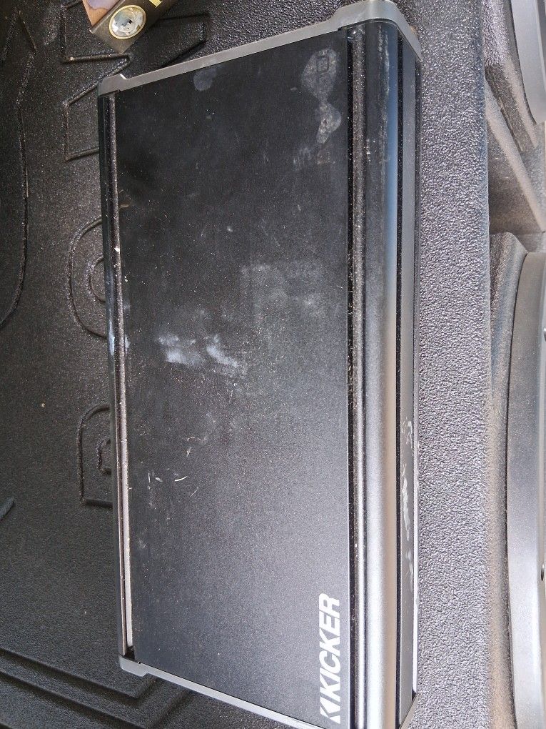 Kicker Amp 1300