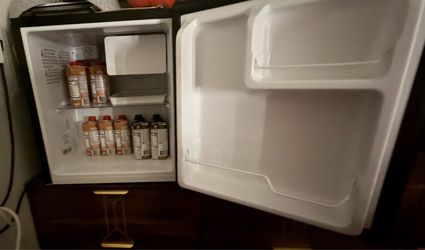 Mini fridge