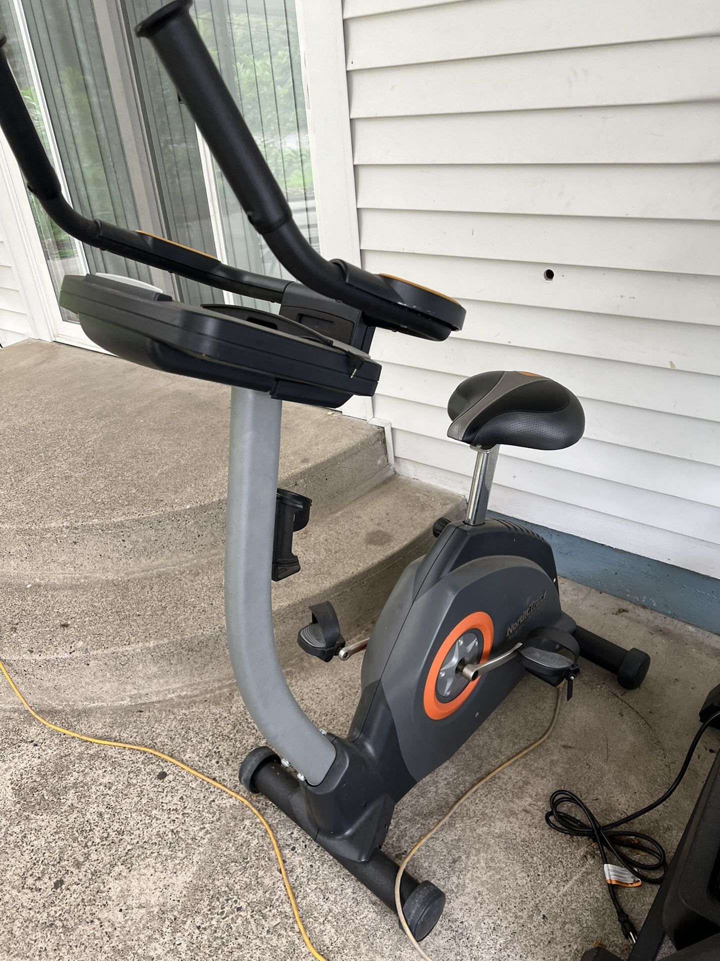 Nordic Track Stationary Bike