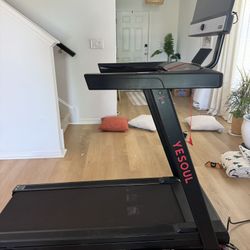 YESOUL Treadmill Like New!