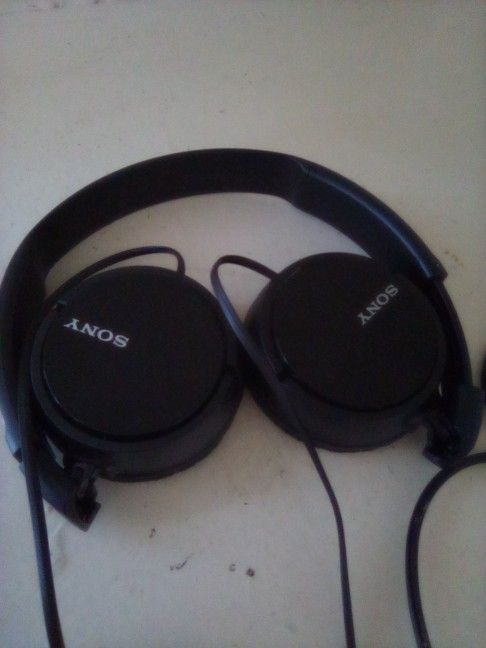 Sony Black Headphones 