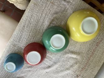 Pyrex Bowl Set Vintage