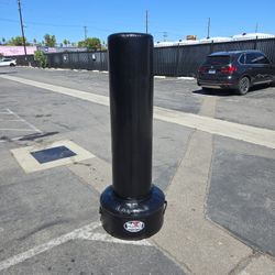 Puching Bag Brand New Made In USA Freestanding 6ft Tall 180pound