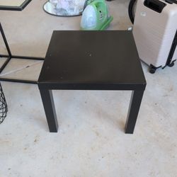 Table Black Mini