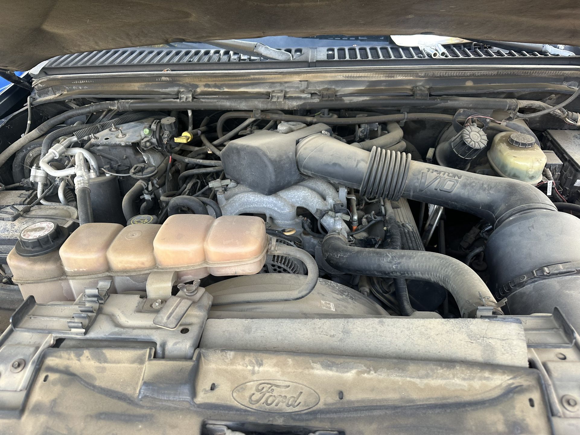 FORD 6.8Liter V-10 Motor ~ 143k Miles