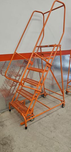 Warehouse ladder