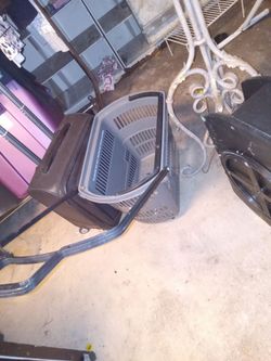 Basket with wheels
