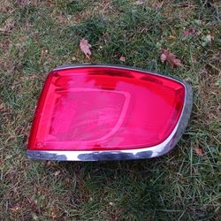 2021 Buick encore tail light
