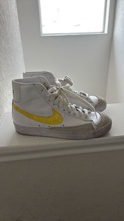 Woman’s Nike size 7.5