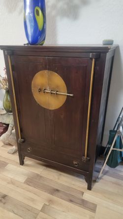Asian style cabinet