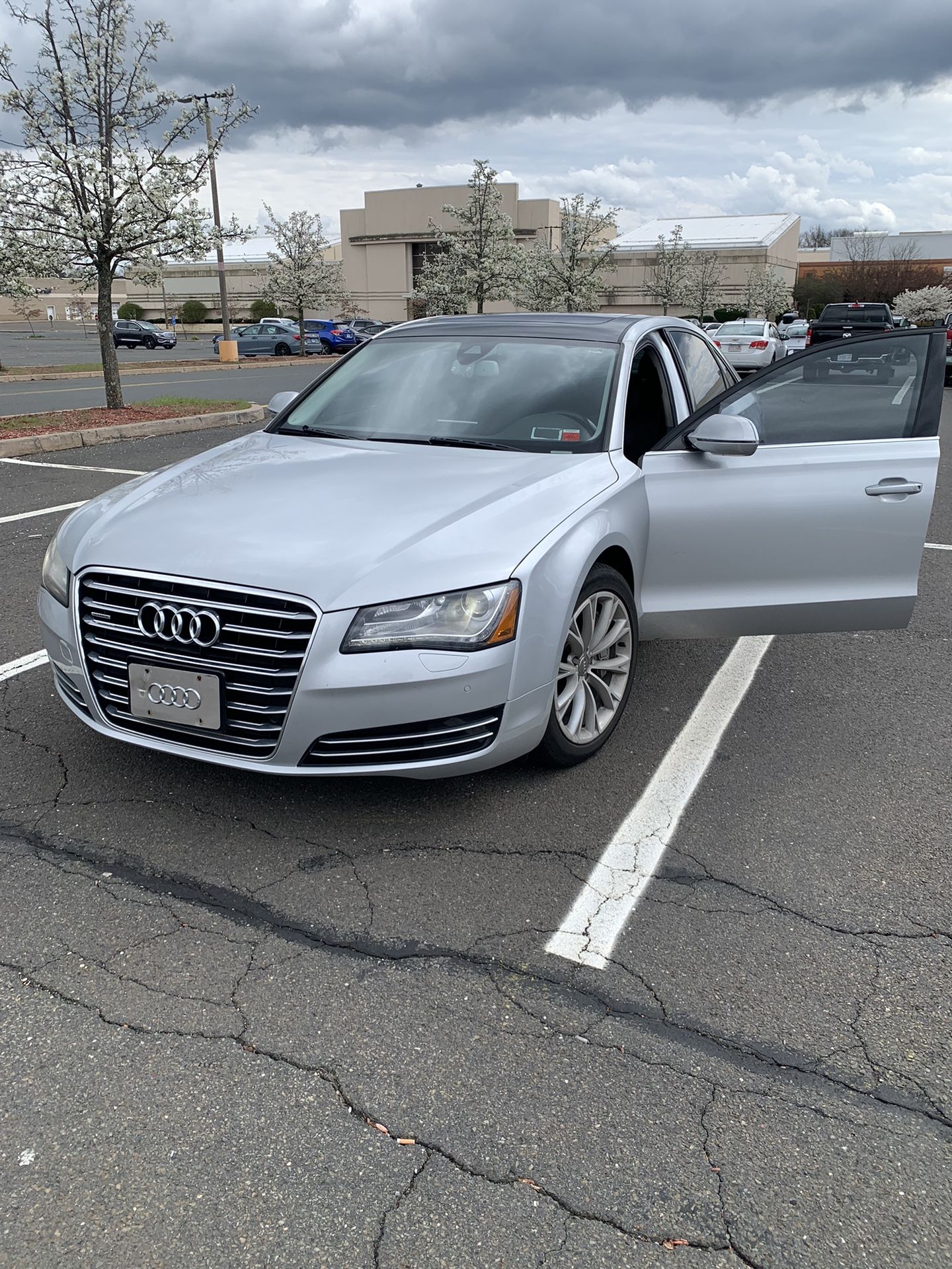 2012 Audi A8