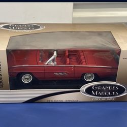 ERTL Grandes Marques 1963 Ford Thunderbird Sports Roadster 1:18Scale Diecast Car