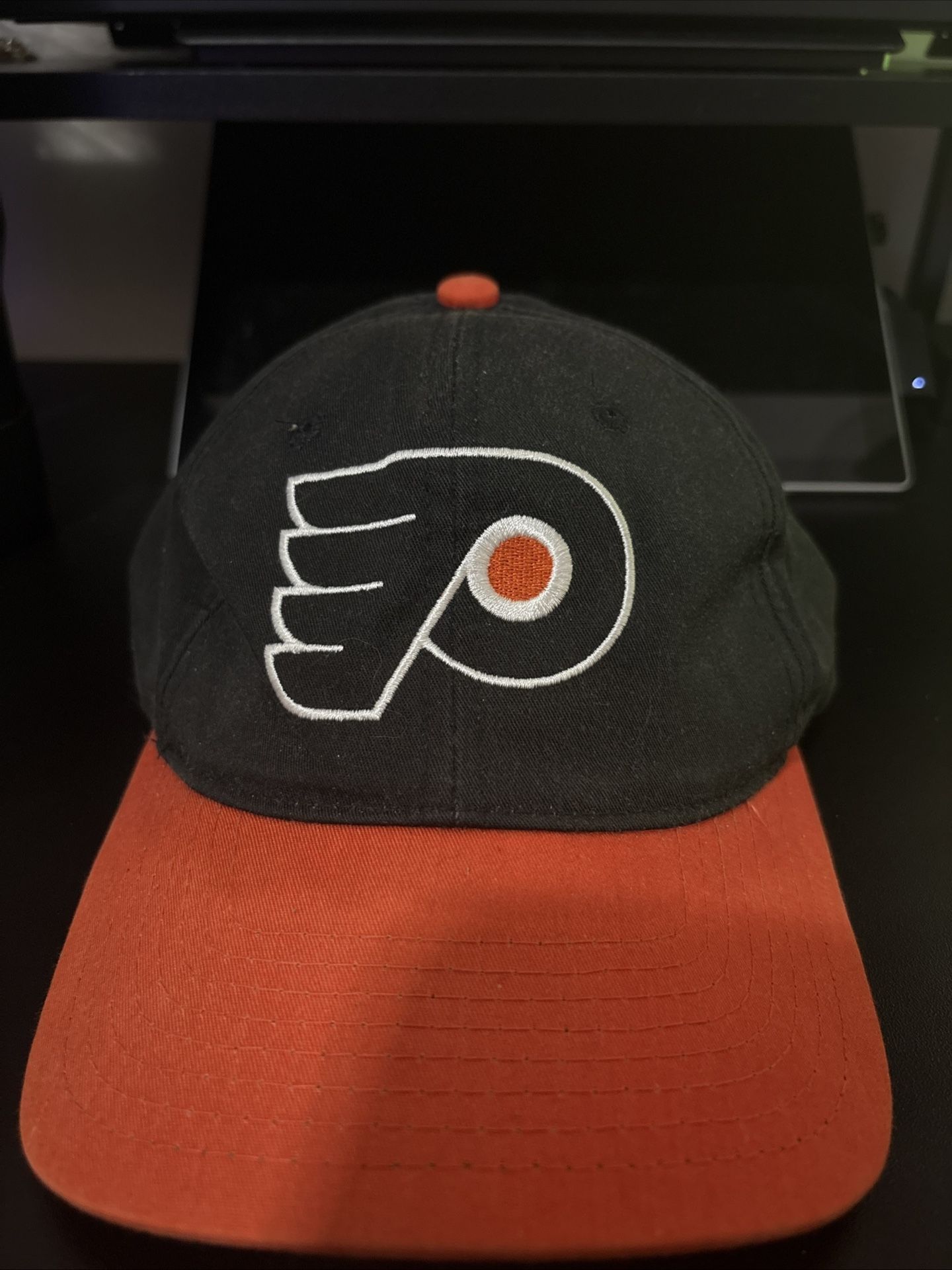Philadelphia Flyers Starter. Limited Edition
