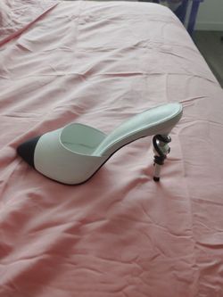 Chanel shoes size 36