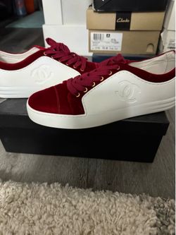 Chanel White with red velvet size 41