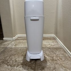 Playtex Baby diaper Genie 