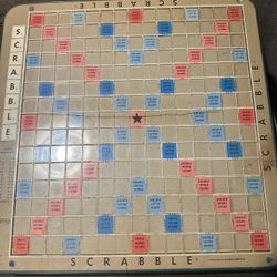 Vintage 1977 Turn Table Scrabble 